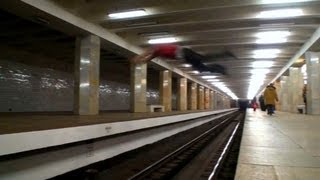 Amazing jump in subway