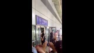 T-ARA arrivals to Hong Kong