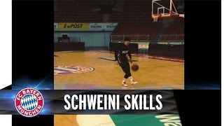 Bastian Schweinsteiger zeigt seine Basketball Skills