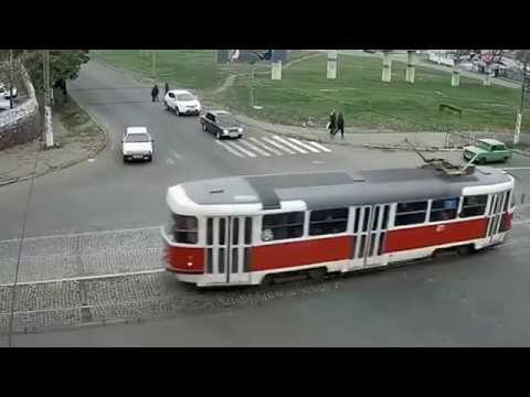 FUNNY DRIVERS, EPIC FUNNY DRIVING FAILS COMPILATION !!!