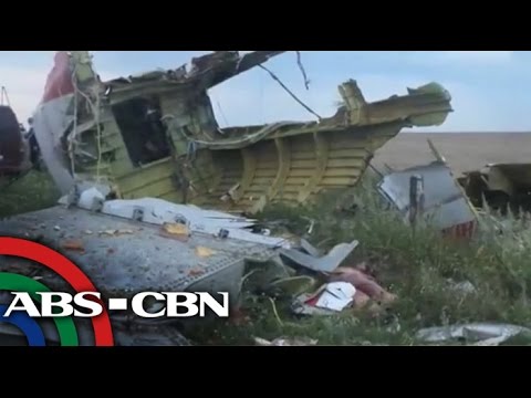 Department of Foreign Affairs identified the three Filipinos who died in the crash that Malaysia Airlines flight MH17.

Subscribe to the ABS-CBN News channel! - http://goo.gl/7lR5ep

Watch the full episodes of Bandila on TFC.TV  
http://bit.ly/BANDILA-TFCTV
and on IWANT.TV for Philippine viewers, click:
http://bit.ly/BANDILA-IWANTV

Visit our website at http://www.abs-cbnnews.com
Facebook: https://www.facebook.com/abscbnNEWS
Twitter: https://twitter.com/abscbnnews