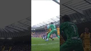 The save is unreal. The reaction? Even better 🔝? #IMInter #Shorts