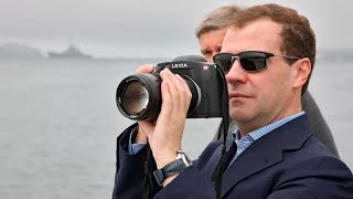 В Харбине открылась выставка фотографий Дмитрия Медведева