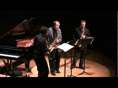 URMEAU & PROST    ( trio saxophone )
      - YouTube