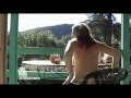 Zita dans la peau d'une naturiste