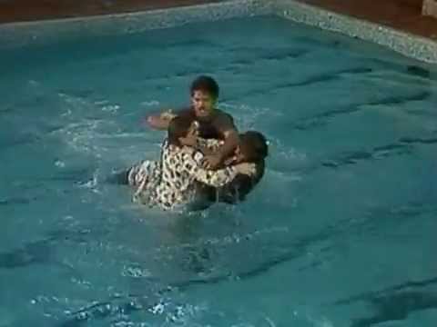 Leonora e Alexandre brigam na piscina