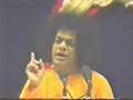 Sathya Sai Baba singing 