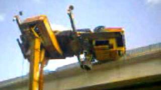 Bridge crane accident at Jalan Setulang Darat,Johor Bahru