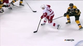 Pavel Datsyuk rips a beauty past Rask