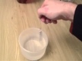 Testez votre magnétisme : Méthode de l'eau