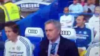 Jose mourinho reception back at Stamford bridge