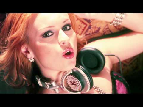 Katrin Moro- Baby Boom
