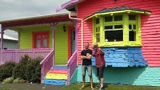 House covered in Post-it notes | Jono and Ben at Ten