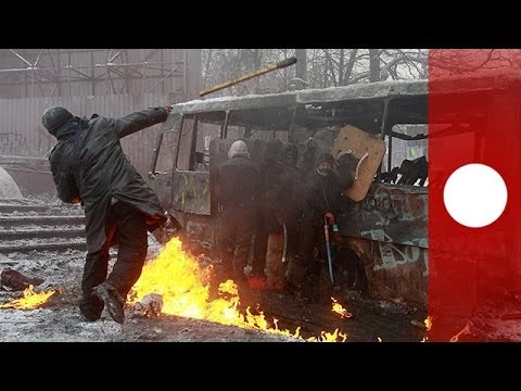 (FULL STORY at http://eurone.ws/1hL6oDm ) At least three demonstrators have died in the capital Kyiv during clashes with riot police. According to a medical worker at the scene, two protesters died after being shot and a third fell from a high level.The bodies were found after police began dismantling barricades near a government district in Kiev this morning, 

Ukraine\'s general prosecutor says both those who died from bullet wounds were found less than three hours apart in a national library close to the area where protesters have clashed with police since Sunday.

euronews: the most watched news channel in Europe
Subscribe! http://eurone.ws/10ZCK4a

euronews is available in 14 languages: http://eurone.ws/17moBCU

In English:
Website: http://www.euronews.com/news
Facebook: http://www.facebook.com/euronews.fans
Twitter: http://twitter.com/euronews
Google+: http://google.com/+euronews
VKontakte: http://vk.com/en.euronews