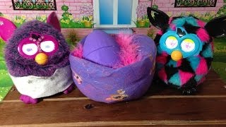 A minha Furby Lulu botou um ovo por Julia