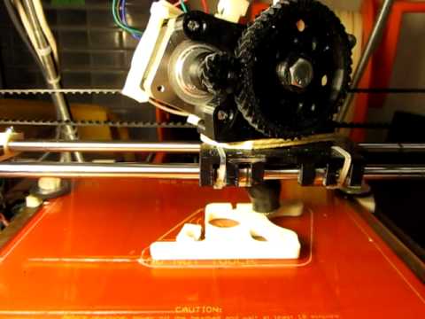 GCode by Slic3r (RepRap) - YouTube