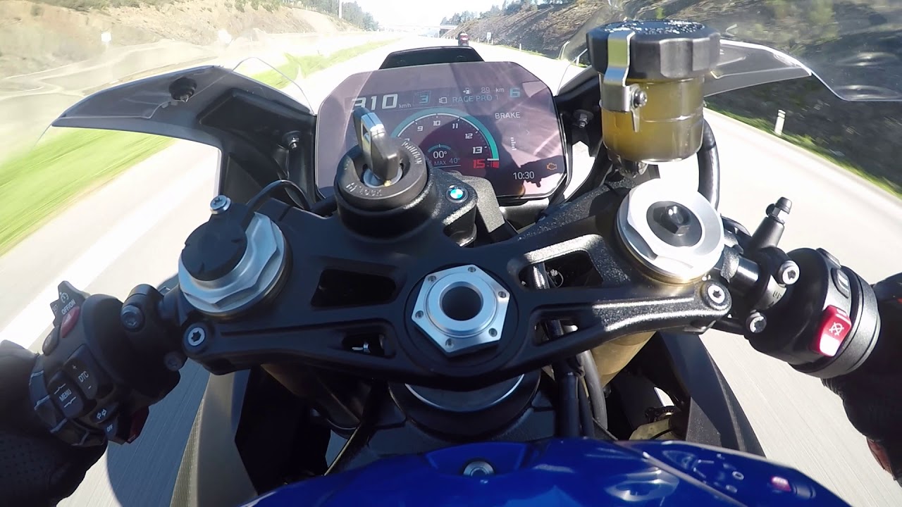 BMW s1000rr vs Ducati