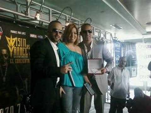 Wisin y Yandel- Dime Que Te Paso - YouTube