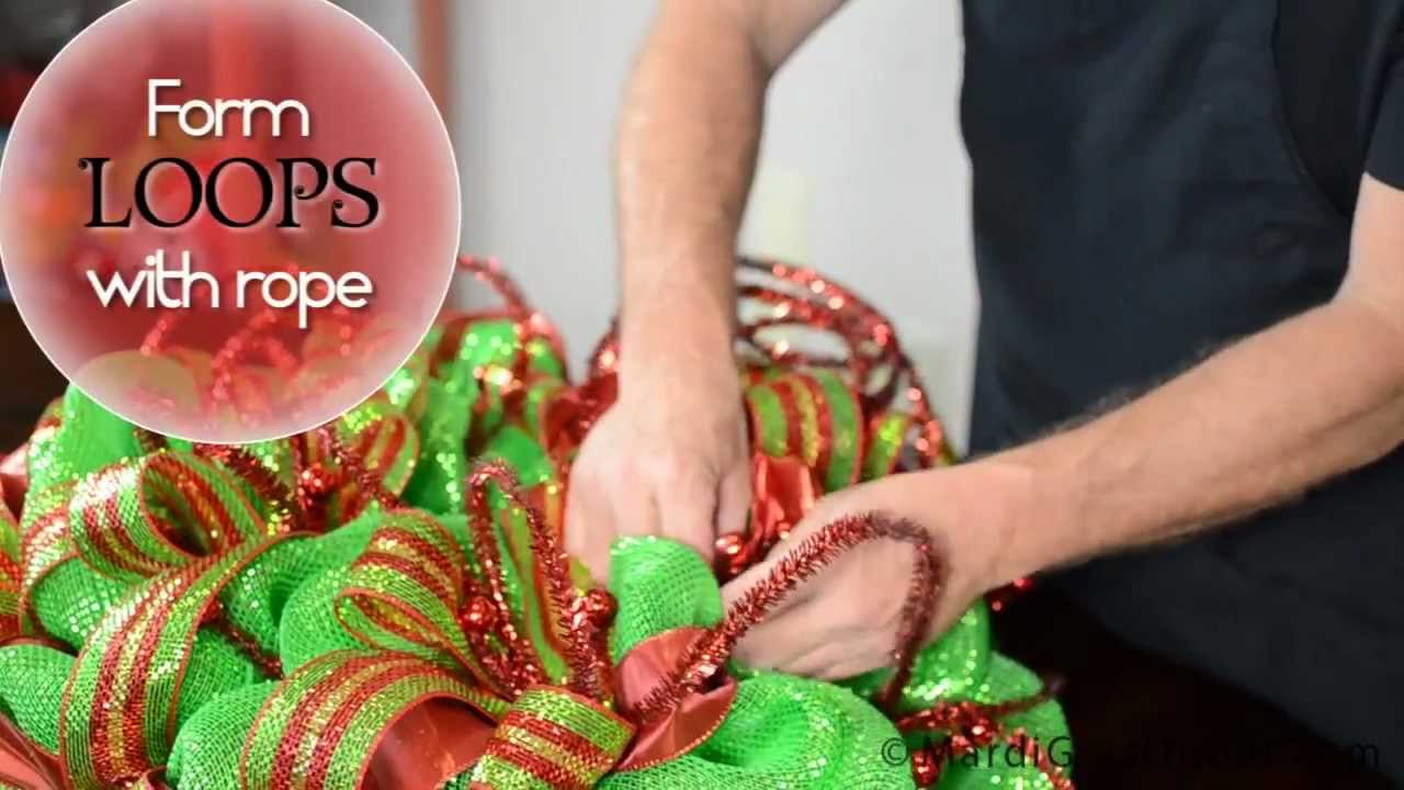 DIY: Deco Mesh Christmas Ball Wreath - YouTube