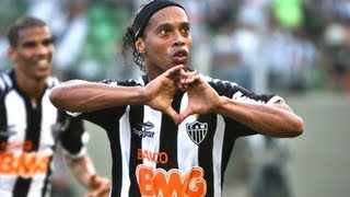 La Vida de Ronaldinho al estilo Fanbolero