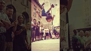 Is he for real? #ello #breakdance