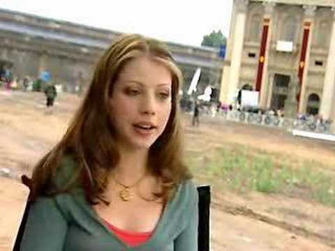 michelle trachtenberg eurotrip kiss. Michelle Trachtenberg 2:58