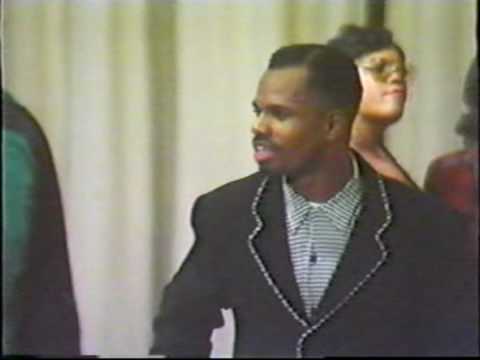 Kirk Franklin & The Family "Why We Sing" - YouTube