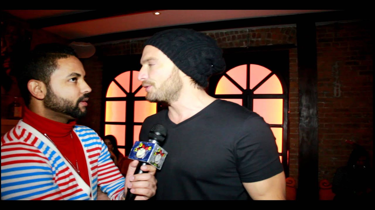 JULIAN GIL ) Ofrece Ver su "PENE" al Cirquero. - YouTube JULIAN GIL ) Ofrece Ver su "PENE" al Cirquero. - YouTube