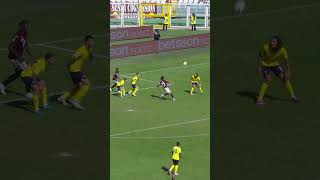 Acrobazia volante di Coco contro la Lazio!