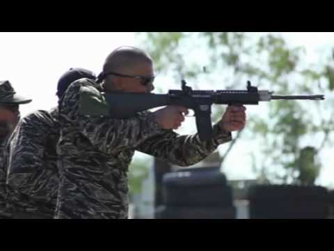 PN NAVSOG TORTURES THE UDMC PVAR RIFLE UNDERWATER