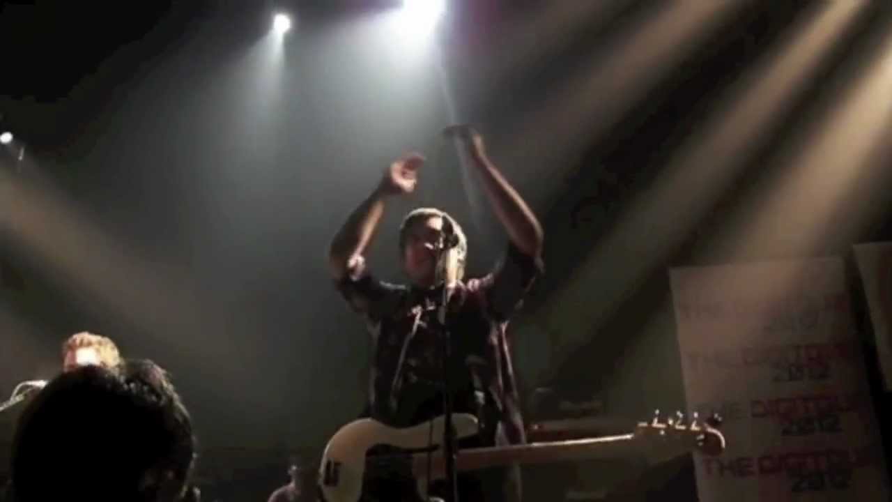 Alex Goot - Lightning (Live - The Digitour 2012) - YouTube