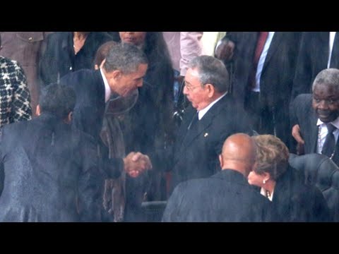 Putin meets Cubas Castro brothers to open Latin American tour.