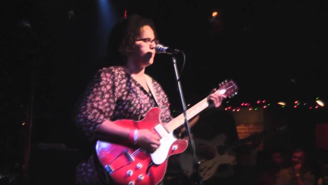 Alabama Shakes - Hold On live - YouTube