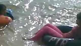 fikri gendut terapung di pantai melayu batam 2 view on youtube.com tube online. fikri gendut terapung di pantai melayu batam 2 view on youtube.com tube online.