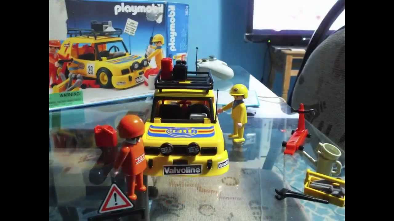 playmobil car crash