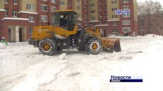 В борьбе со снежной стихией коммунальщики Бердска пока терпят поражение