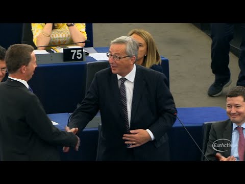 He will lead Europe for the next five years. The European Parliament elected on Tuesday former Luxembourg Prime Minister Jean-Claude Juncker to be the next President of the European Commission.

With a clear majority of 422 votes in favour, center-right, center-left and liberal MEPs broadly endorsed EPP\'s Juncker,

The 59 year-old delivered a passionate speech in which he vowed to revive Europe\'s economy with a €300bn investment plan.

\