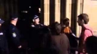 Police clash with demonstrators at Sydney Uni