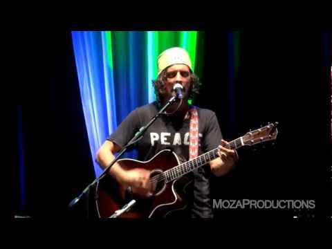 Jason Mraz - A Beautiful Mess (Live in Manila)