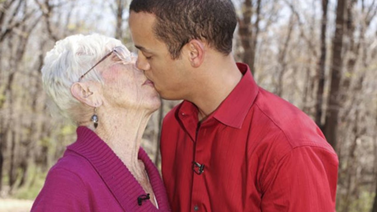 31 yr old is dating a 91 yr old woman shocking love. old and younge relatio...