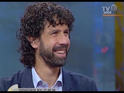 Il calciatore Damiano Tommasi e la solidarietà