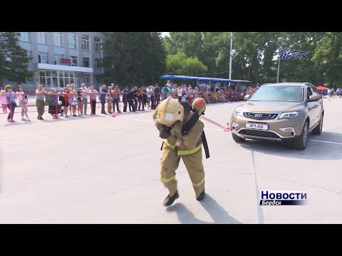 Многоборье с огоньком. В кроссфите для пожарных региона бердская команда взяла «серебро»