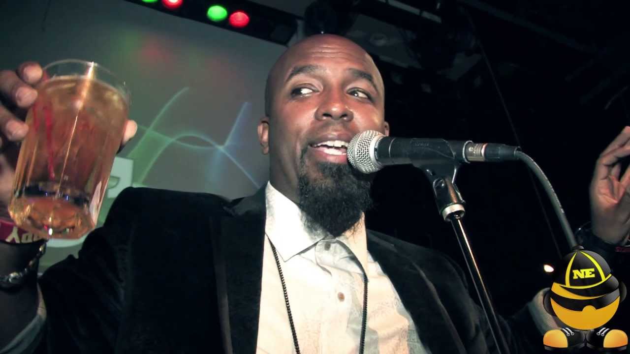 Tech N9ne Explains Not Accepting Drinks From Fans - YouTube