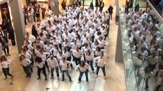 Flash mob Bouygues Telecom Velizy 2