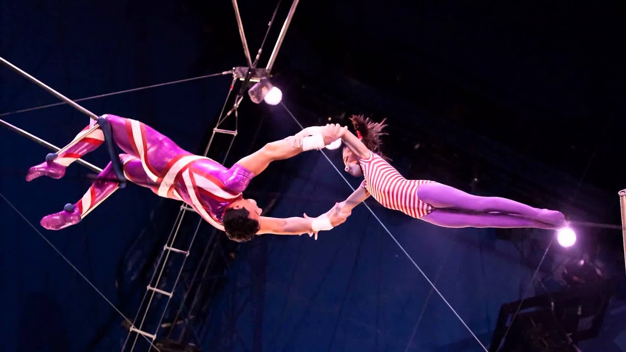 The Big Apple Circus the Flying Cortes Trapeze!!! YouTube