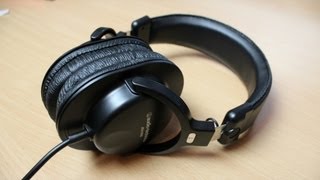 Audio-Technica ATH-M30 unboxing and first look