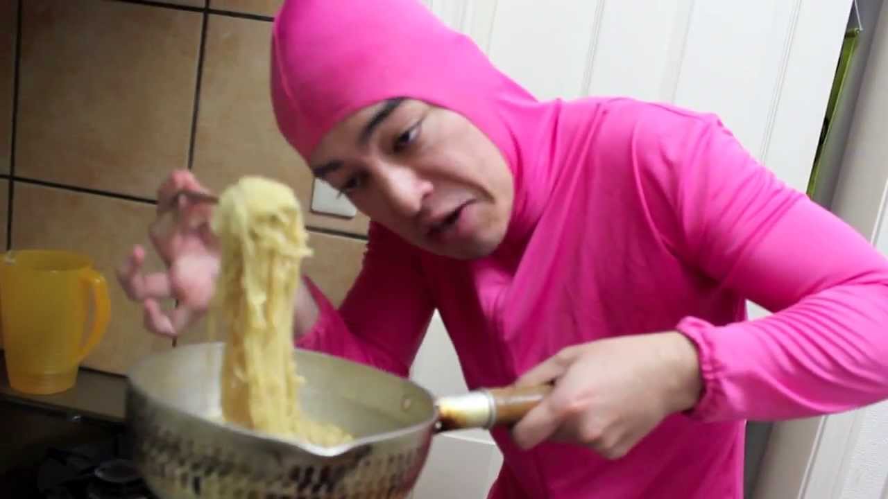 PINK GUY COOKS RAMEN AND RAPS - YouTube