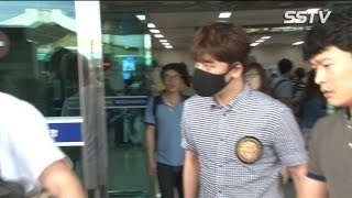 빅뱅(Big Bang) 승리 입국, 마스크 쓰고 시크하게~ '가려도 빛나는 얼굴'[SSTV]