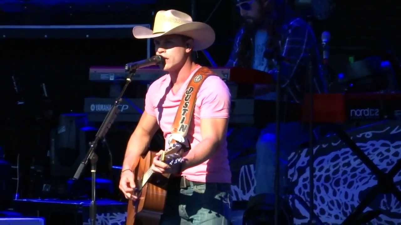 HURRICANE-Dustin Lynch-Tampa 2013 - YouTube