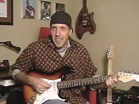 Hình ảnh trong video learning guitar beginners lesson on ear